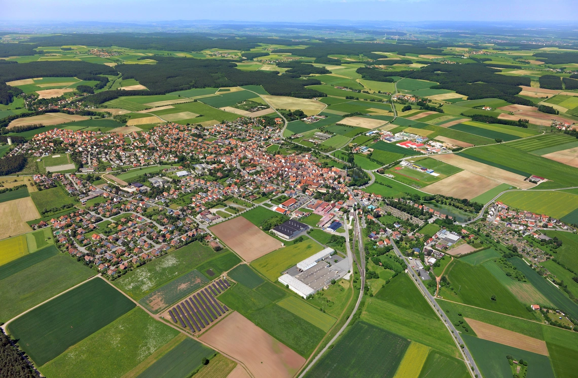 Luftbildaufnahme von Markt Erlbach